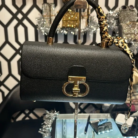 Black handbag with gold hardware and long strap and wallet - Picture 1 of 9